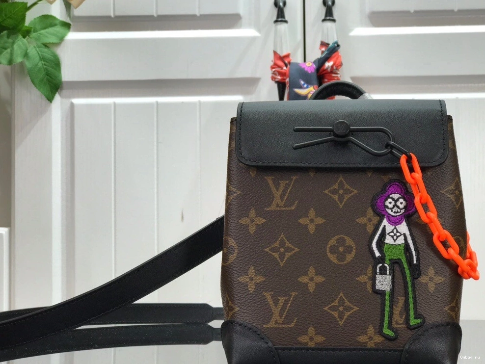 VUITTON STEAMER XS LOUIS 0731